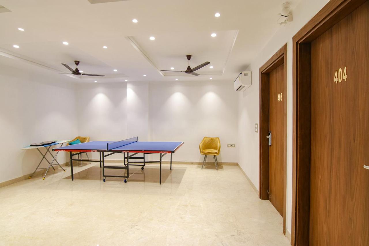 Fabhotel La Serene Bnb- Ashok Vihar Нью-Дели Экстерьер фото