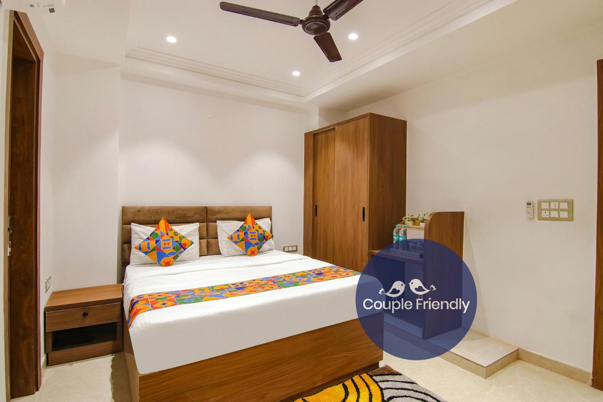 Fabhotel La Serene Bnb- Ashok Vihar Нью-Дели Экстерьер фото